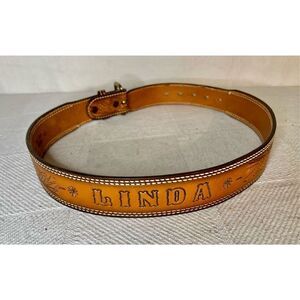 Vintage Western Tooled Leather Belt Pine Pattern& LINDA Across Middle Back Sz 32